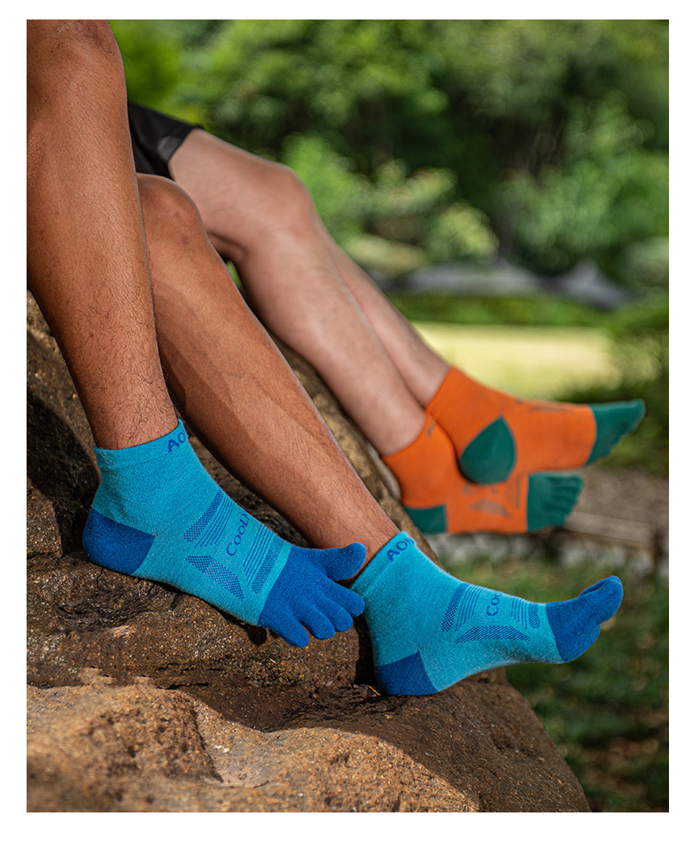 Aonijie E4838 Running TOE SOCKS 3 Pairs - LARGE