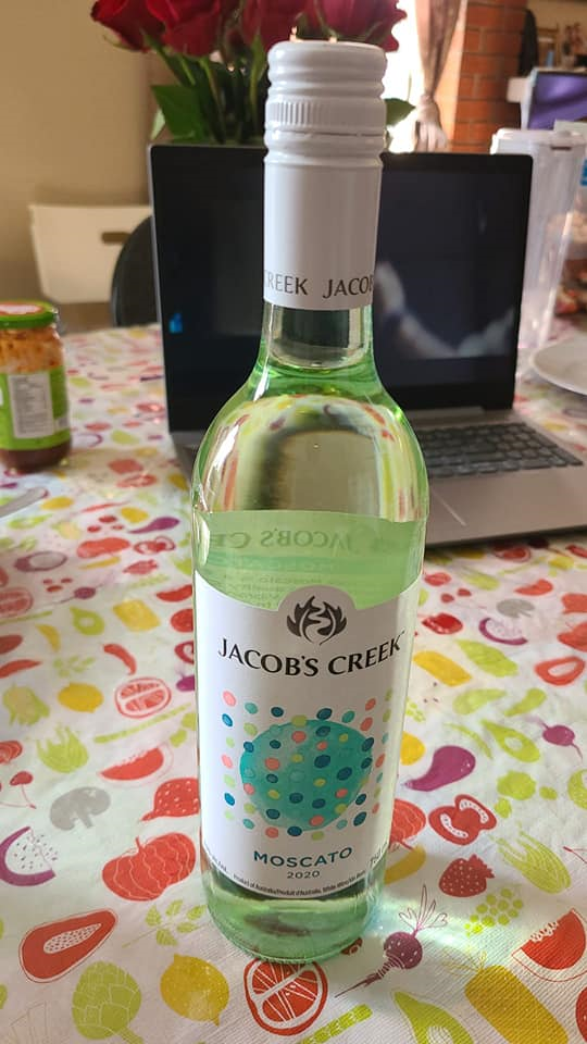 JACOB'S CREEK MOSCATO DOTS WHITE 750 ml