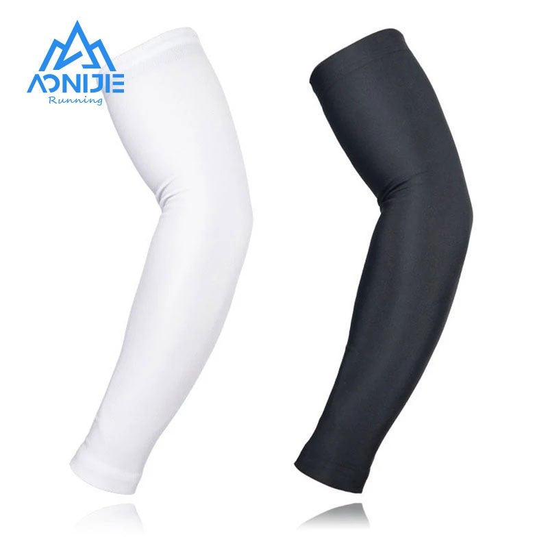 Aonijie COOLING ARM SLEEVES - BLACK WITH THUMB HOLE