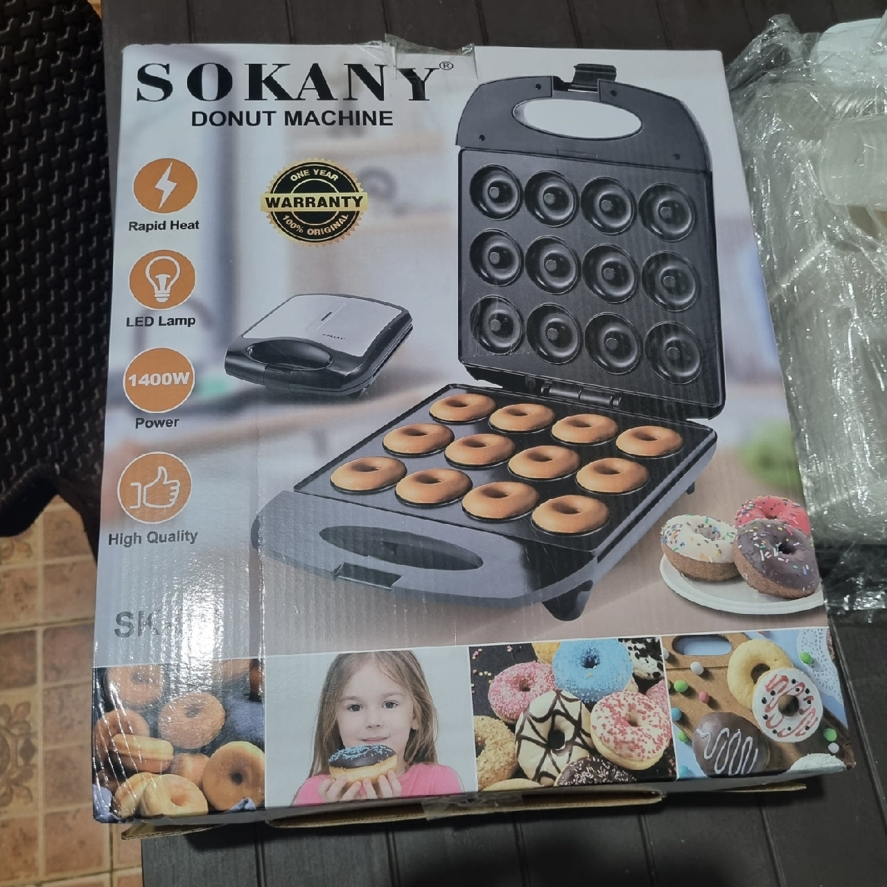 Sokany 12 HOLES DONUT MAKER 1400W