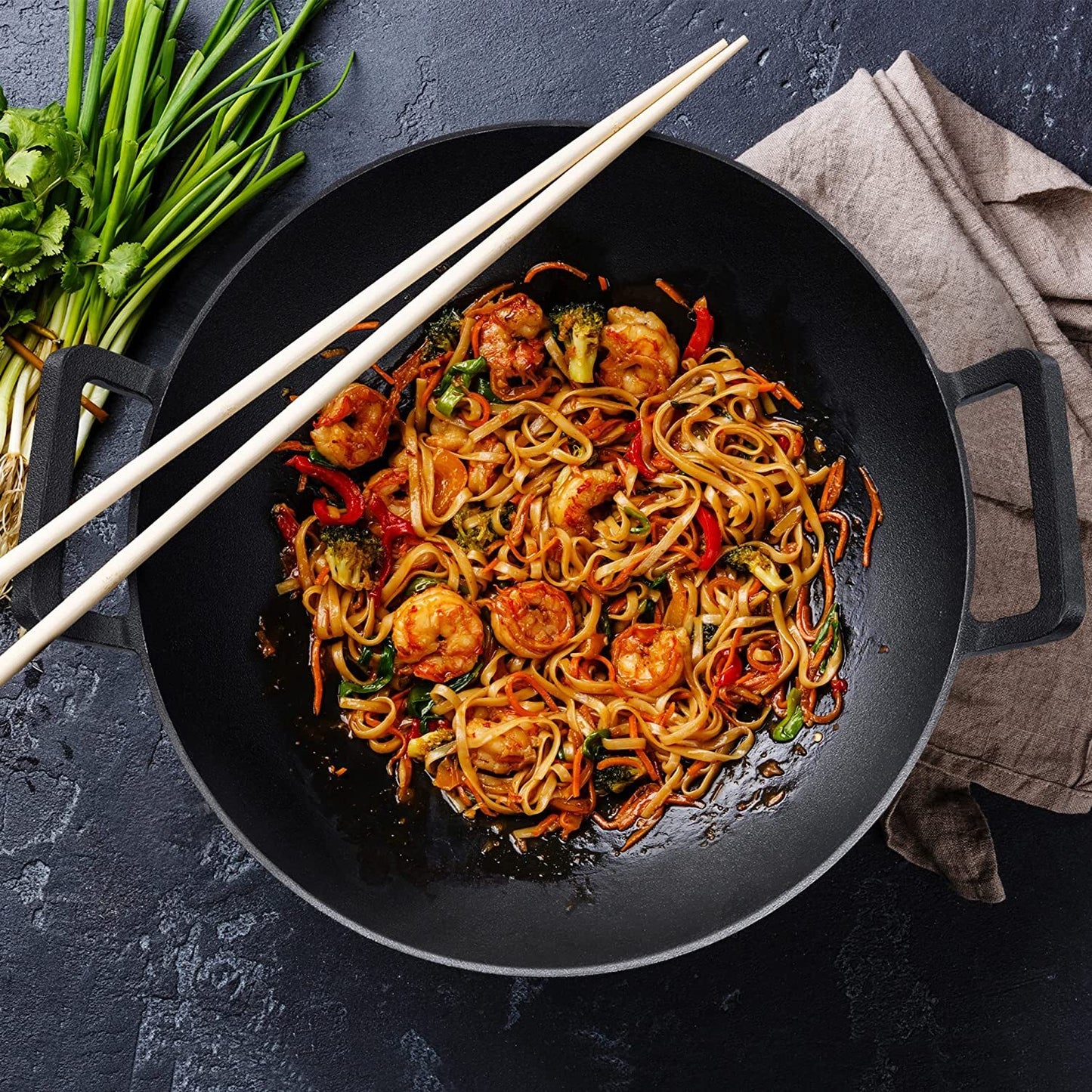 Pre Seasoned CAST IRON WOK 36cm with glass lid